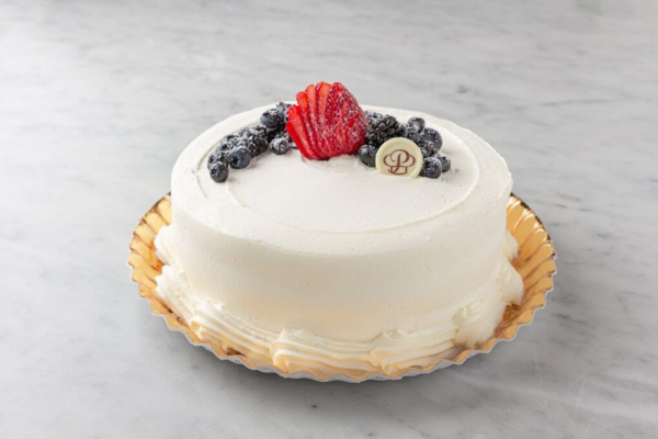 Milk'N Berries® Cake